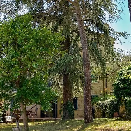 Casa Laici